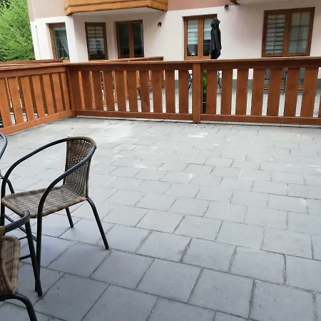 Gościnny Apartament *